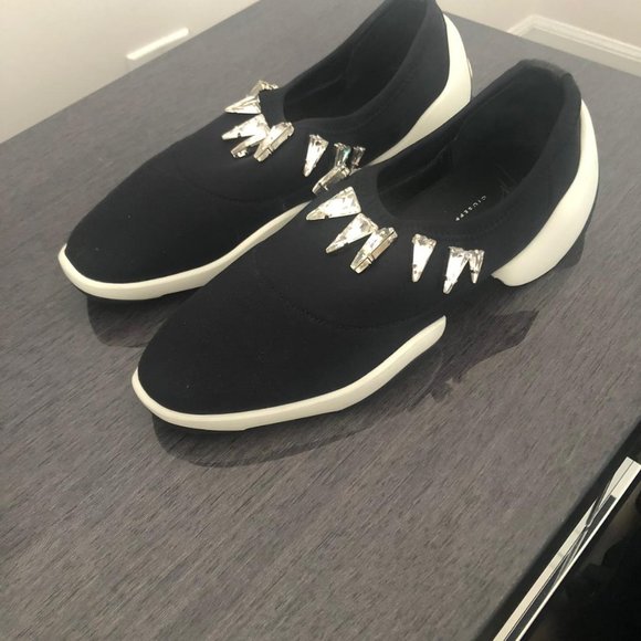 Giuseppe Zanotti Black Light Jump Sneakers With Crystal - UK 40 - Picture 7 of 7